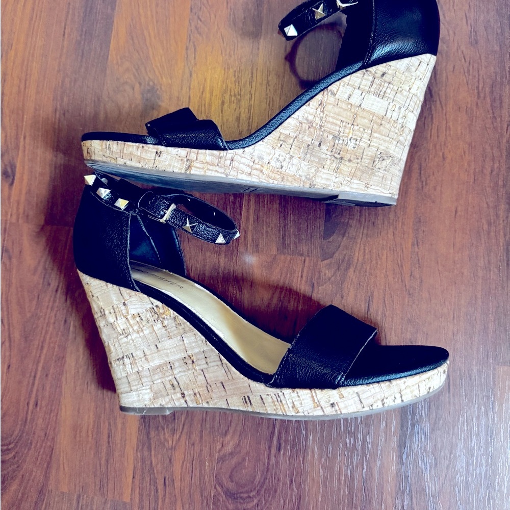 Marc Fisher Black Wedge Studded Leather Sandals Size 10